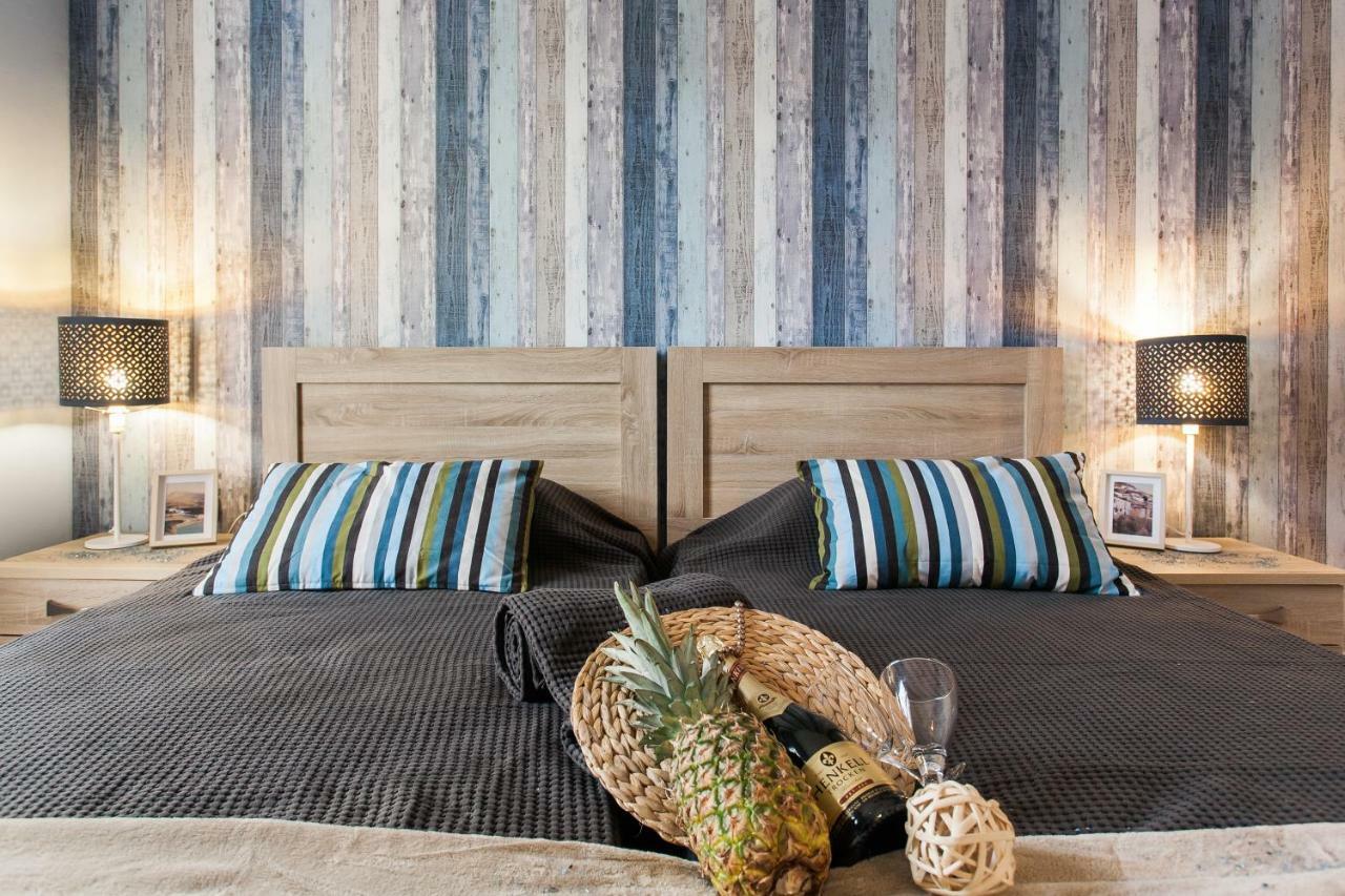 Central, Quiet, Cozy, Very Clean Private Apartment Close To Acropolis Афины Экстерьер фото