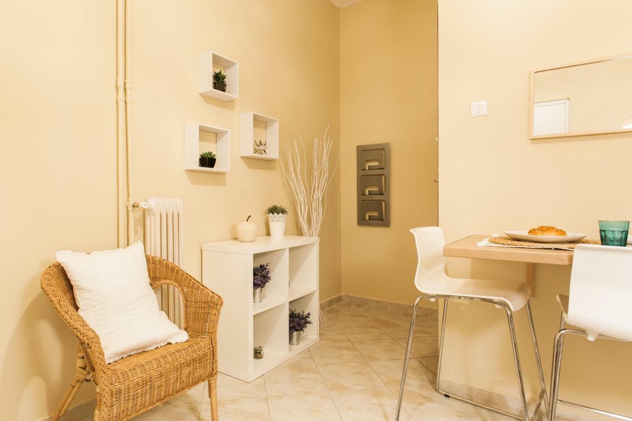Central, Quiet, Cozy, Very Clean Private Apartment Close To Acropolis Афины Экстерьер фото